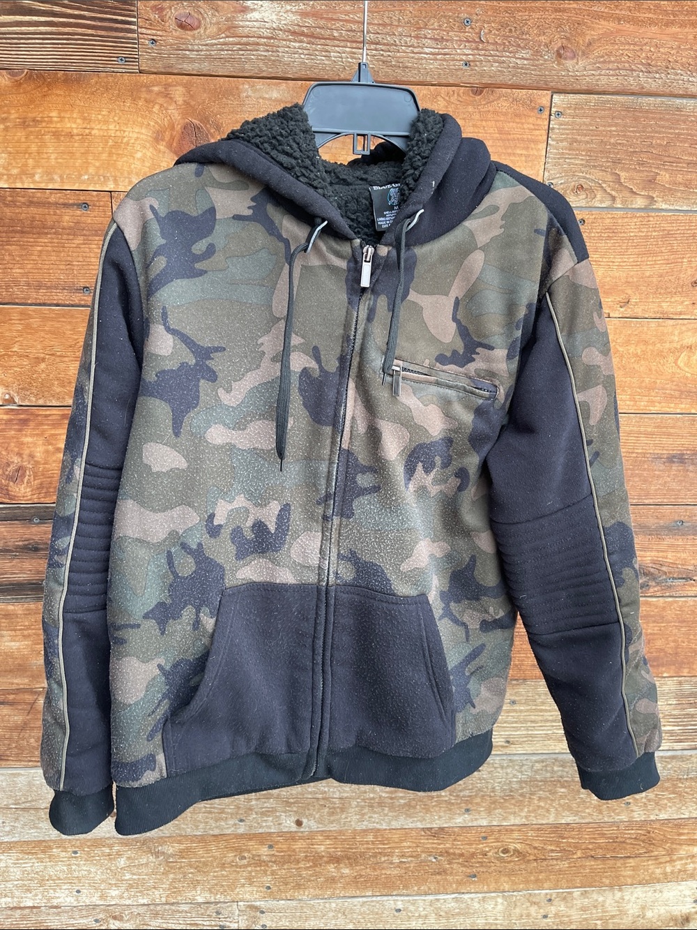 Men's Camouflage Sherpa-Lined Zip Hoodie Jacket - Black & Olive